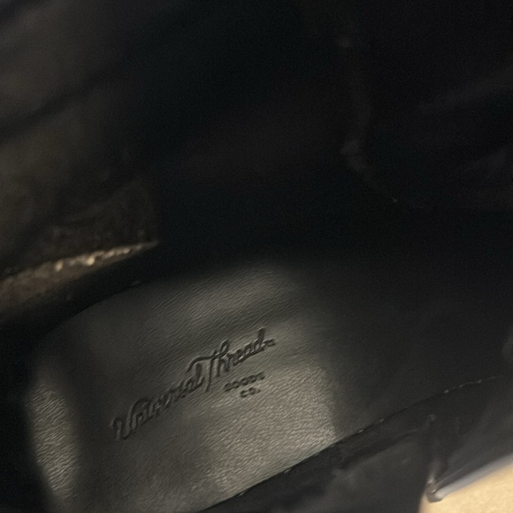 Universal Thread Boots - Picture 3 of 3
